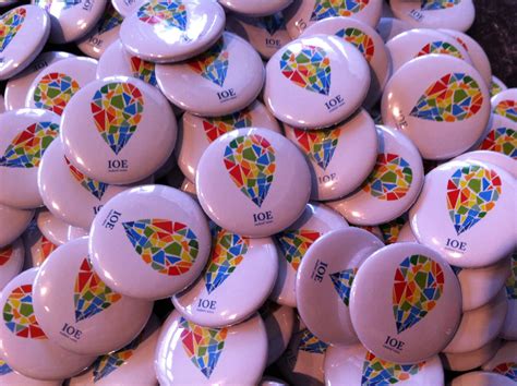 Pin Badges .